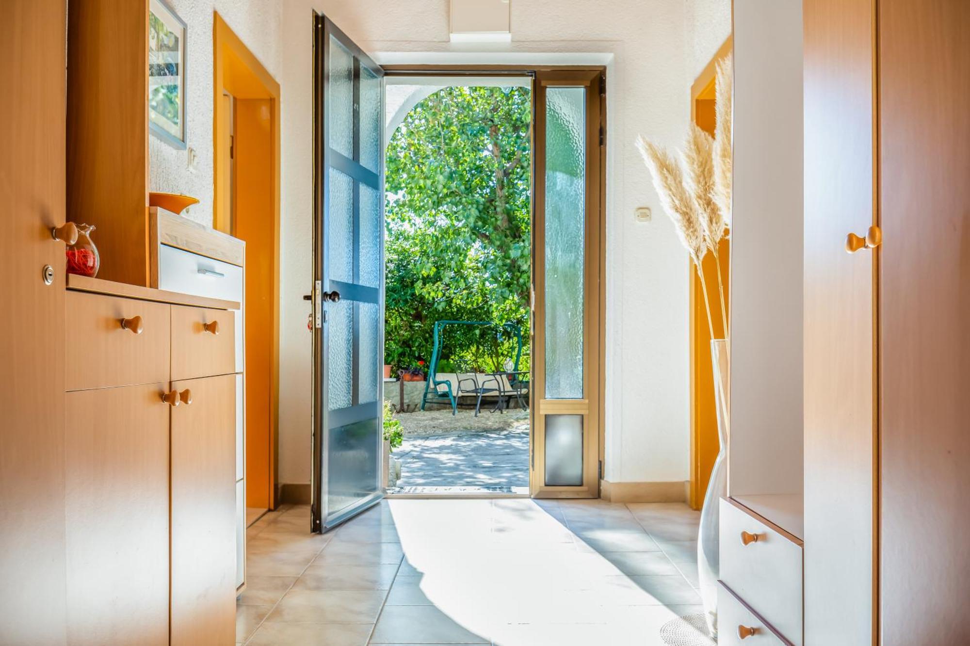 Apartmani Lovrenco 克瓦维卡 外观 照片