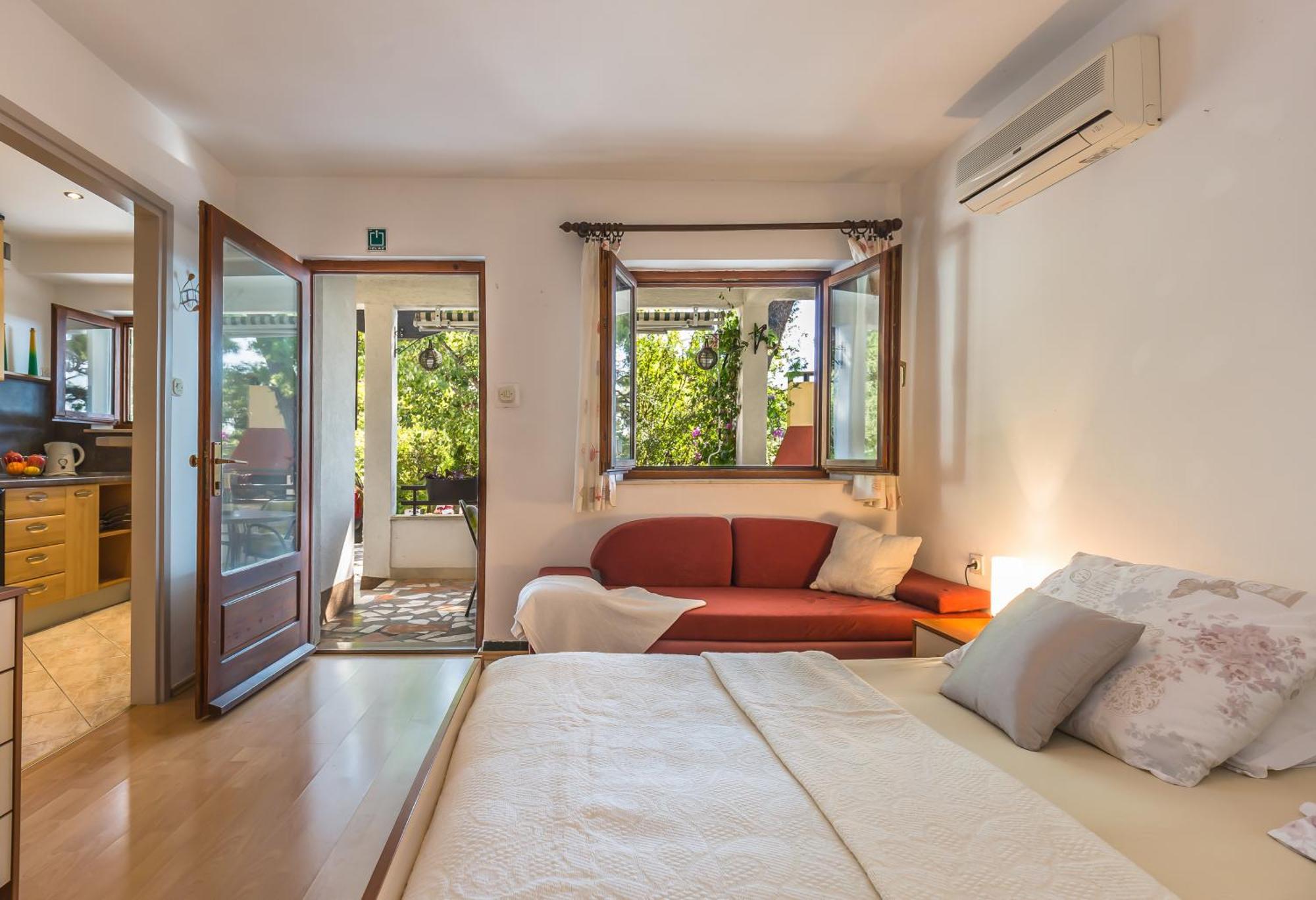 Apartmani Lovrenco 克瓦维卡 外观 照片