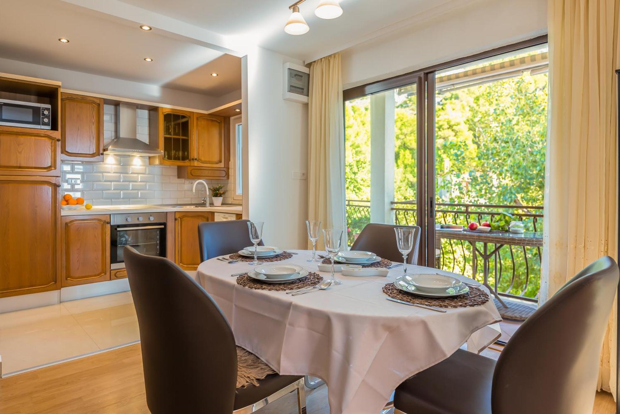 Apartmani Lovrenco 克瓦维卡 外观 照片