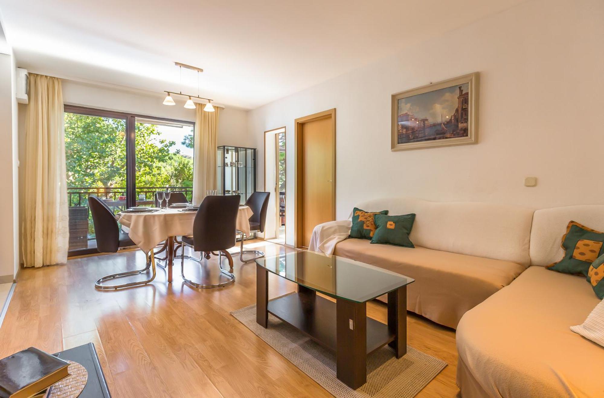 Apartmani Lovrenco 克瓦维卡 外观 照片